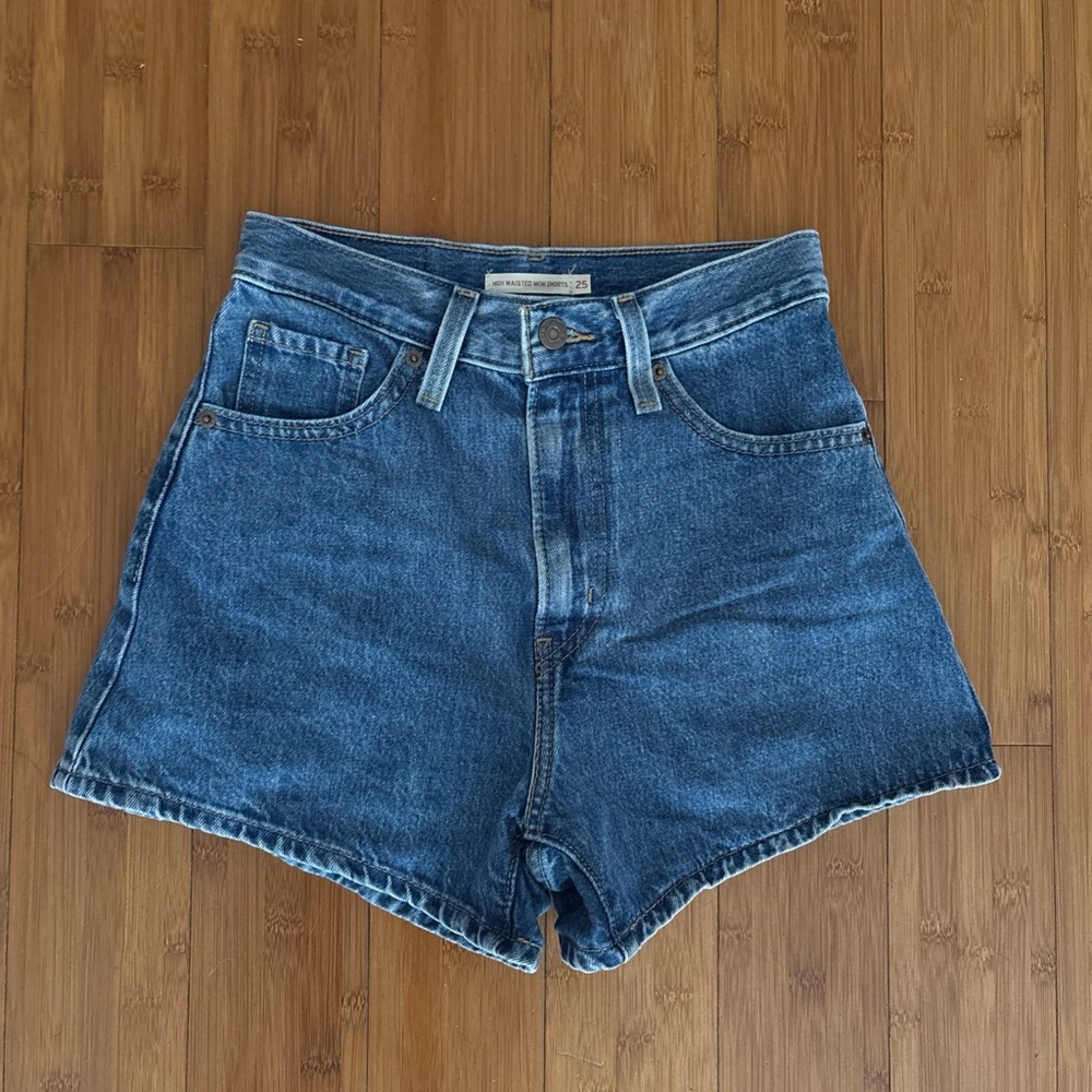 Levi’s High Waisted Mom Shorts